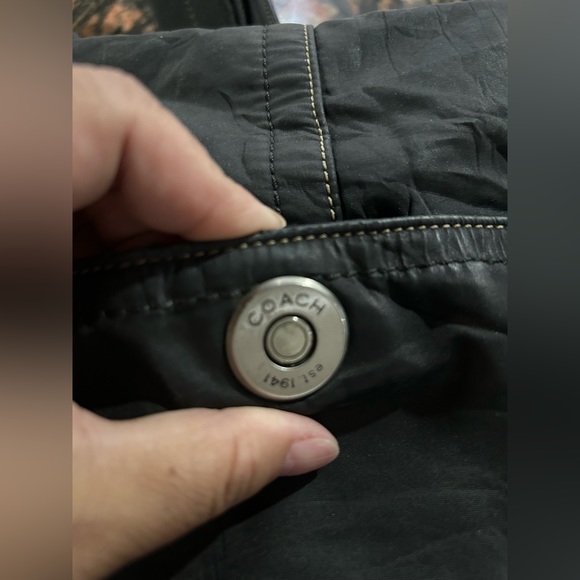 Authentic Coach messenger bag. Size medium. Pre loved. Condition 10:10 - Picture 5 of 15